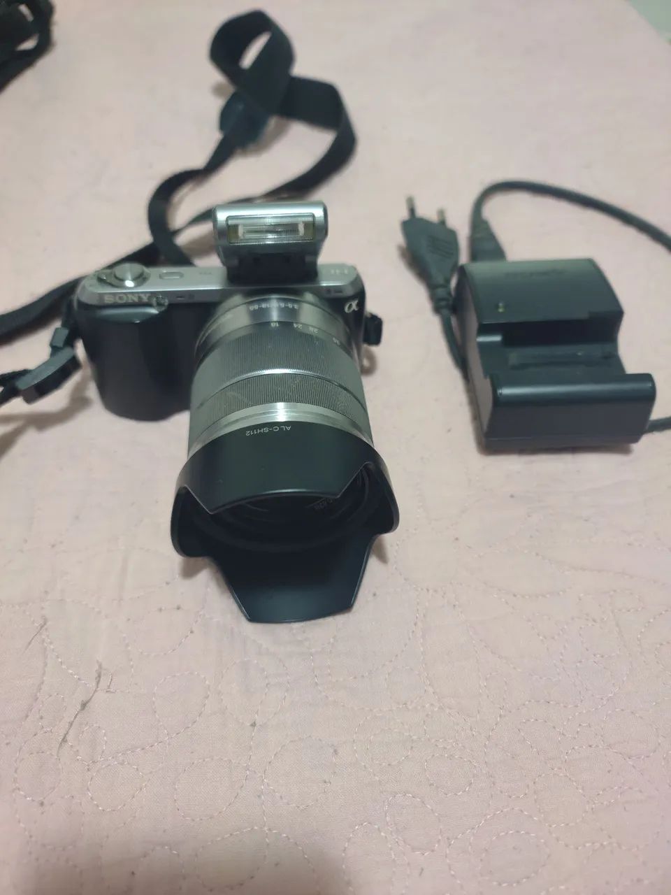 Câmera Sony - Alpha NEX C3 
