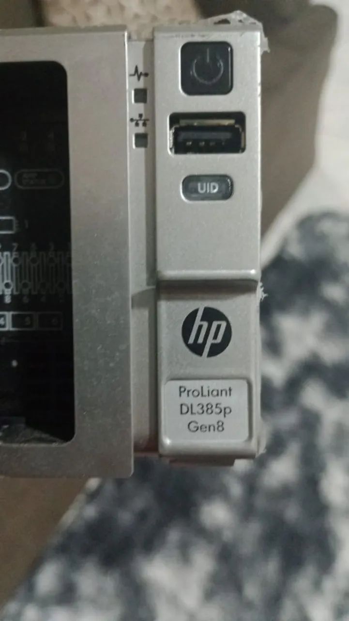 Servidor HP ProLiant DL385p Gen8