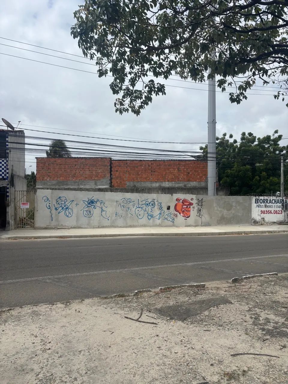 Oportunidade de Terreno na Miguel Dias