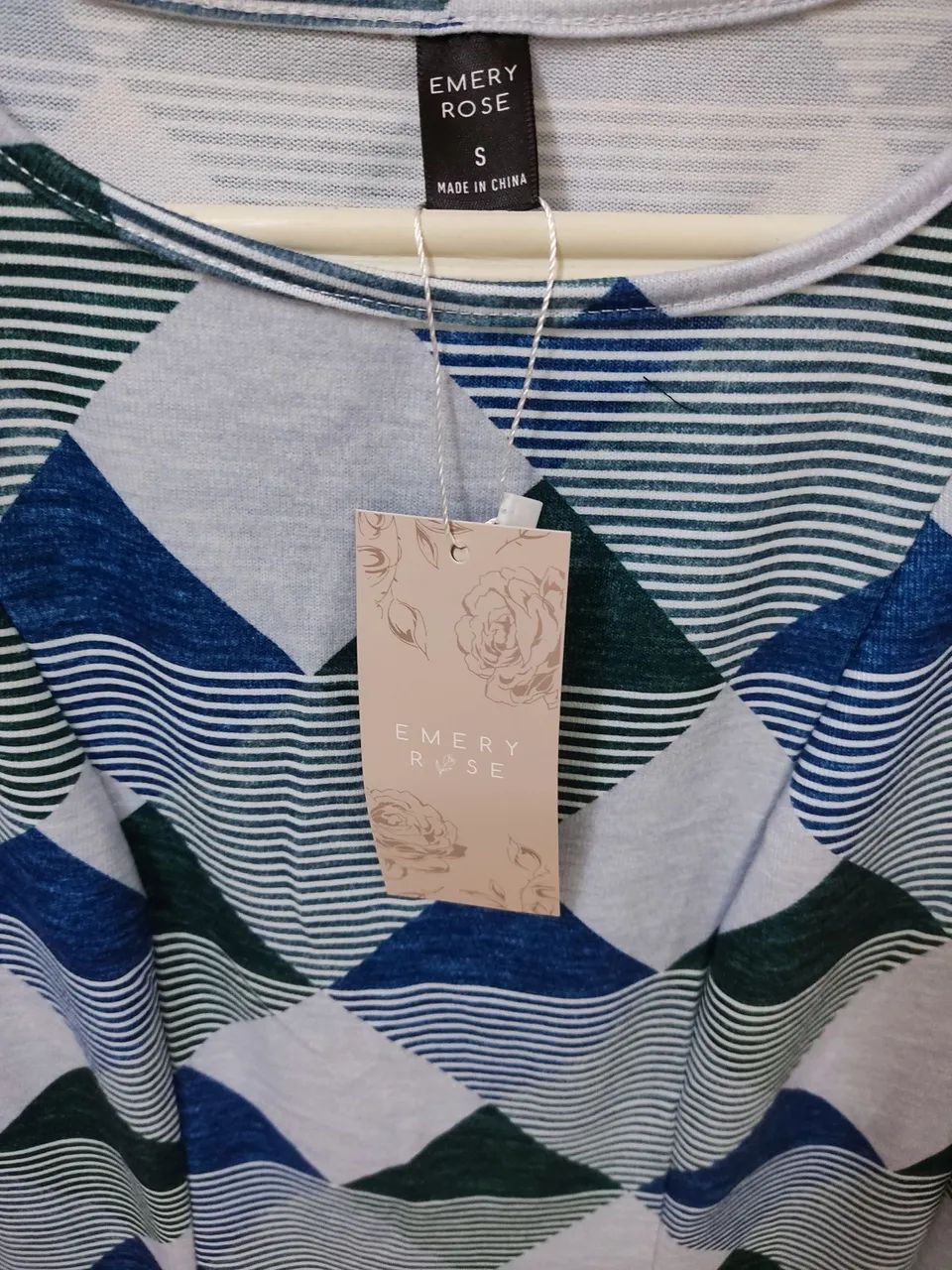 Vestido estampado azul e verde tamanho P - Foto 2