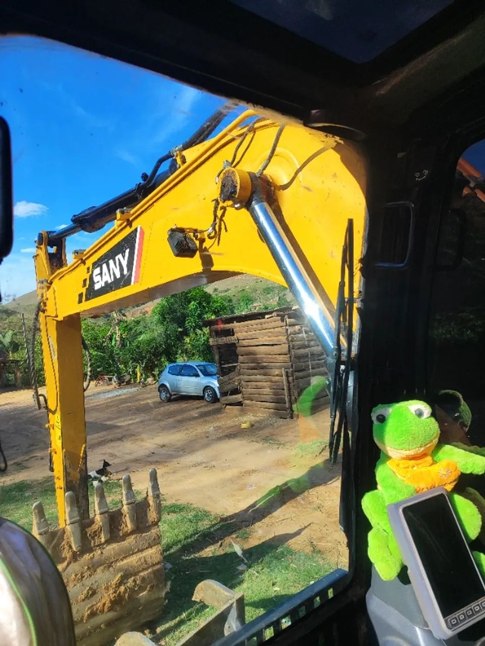 Escavadeira sany sy 135 4200 horas - Foto 8