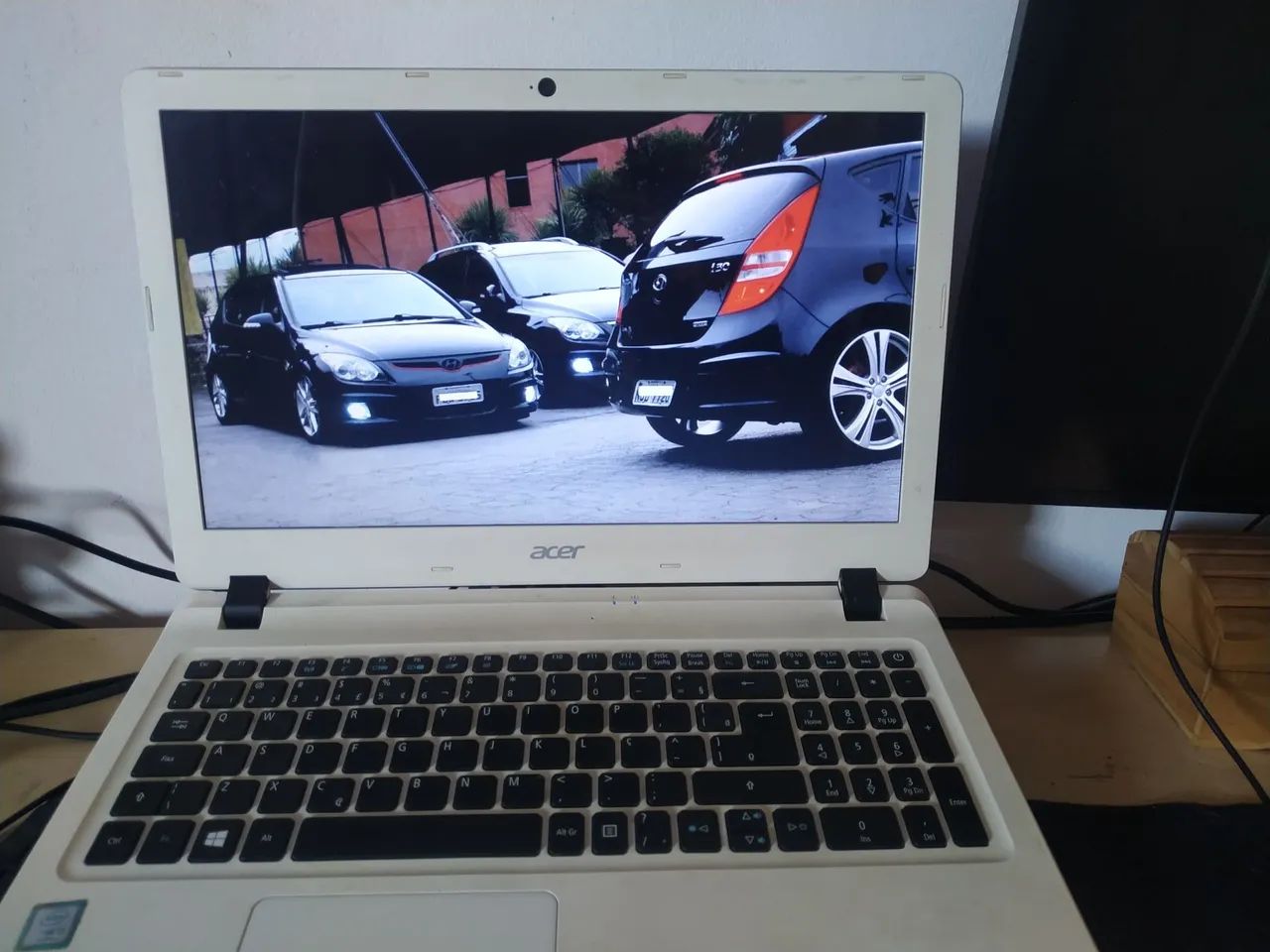 Notebook Acer Aspire ES1-572