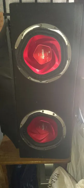 Caixa de Som 2 Subwoofers Marca original Sony xplod de 1200 watts de 12 polegadas