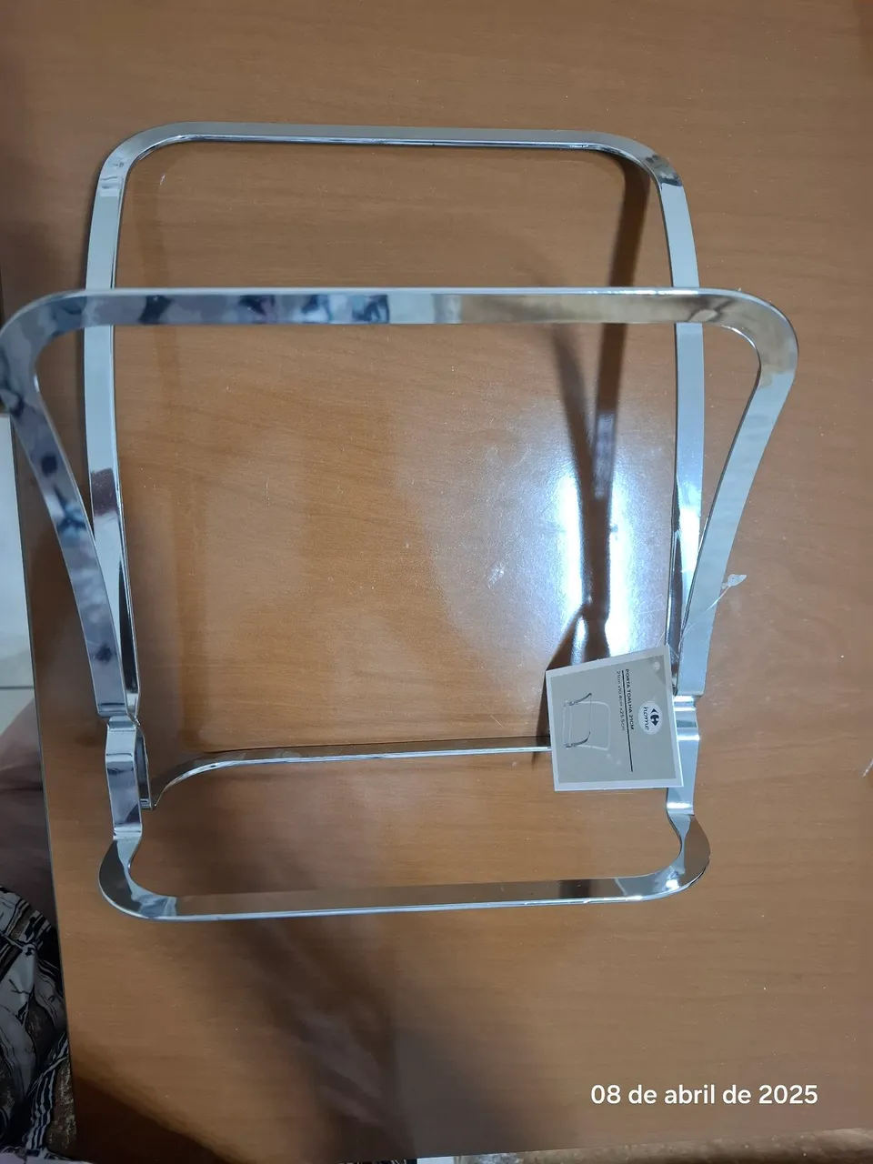 Imperdível!!! Porta Toalha de 21cm cromado marca Carrefour novo