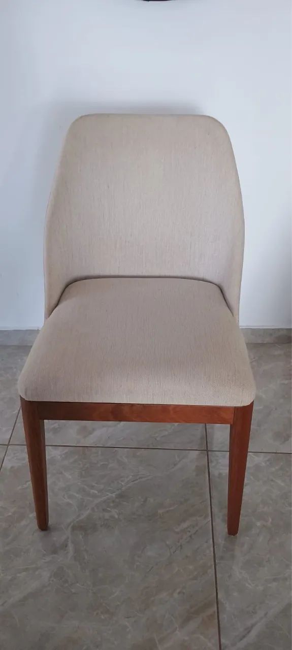 Mesa com 6 cadeiras estofadas em tecido  - Foto 3