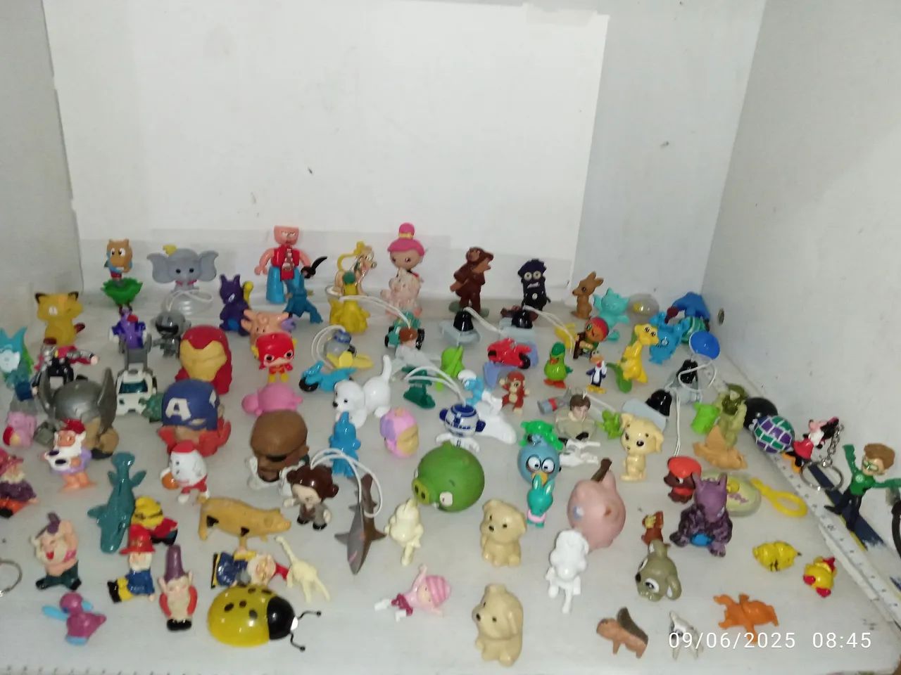 Coleção de Miniaturas Diversas quit com 110 peças  - Foto 3