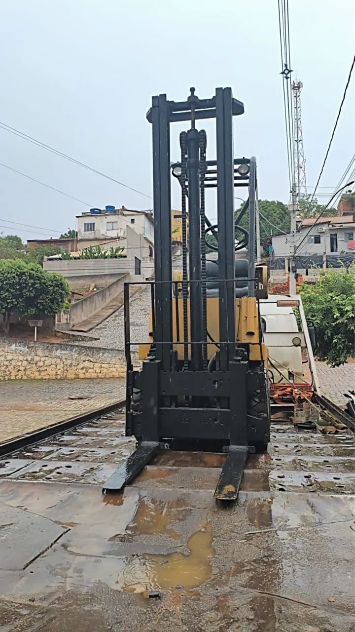 Empilhadeira yale  - Foto 2