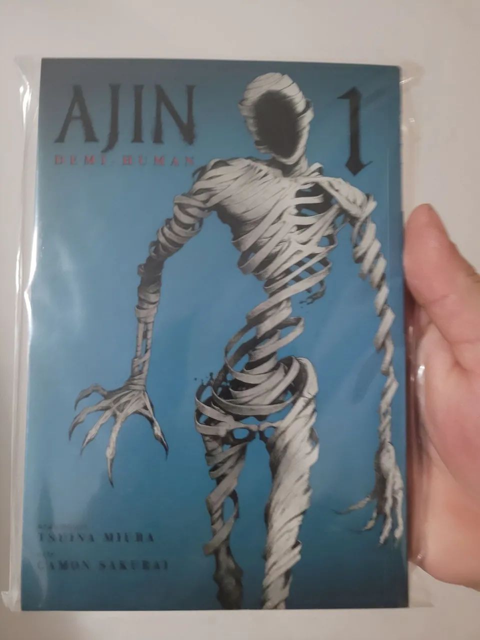 Ajin Demi-Human Volume 1