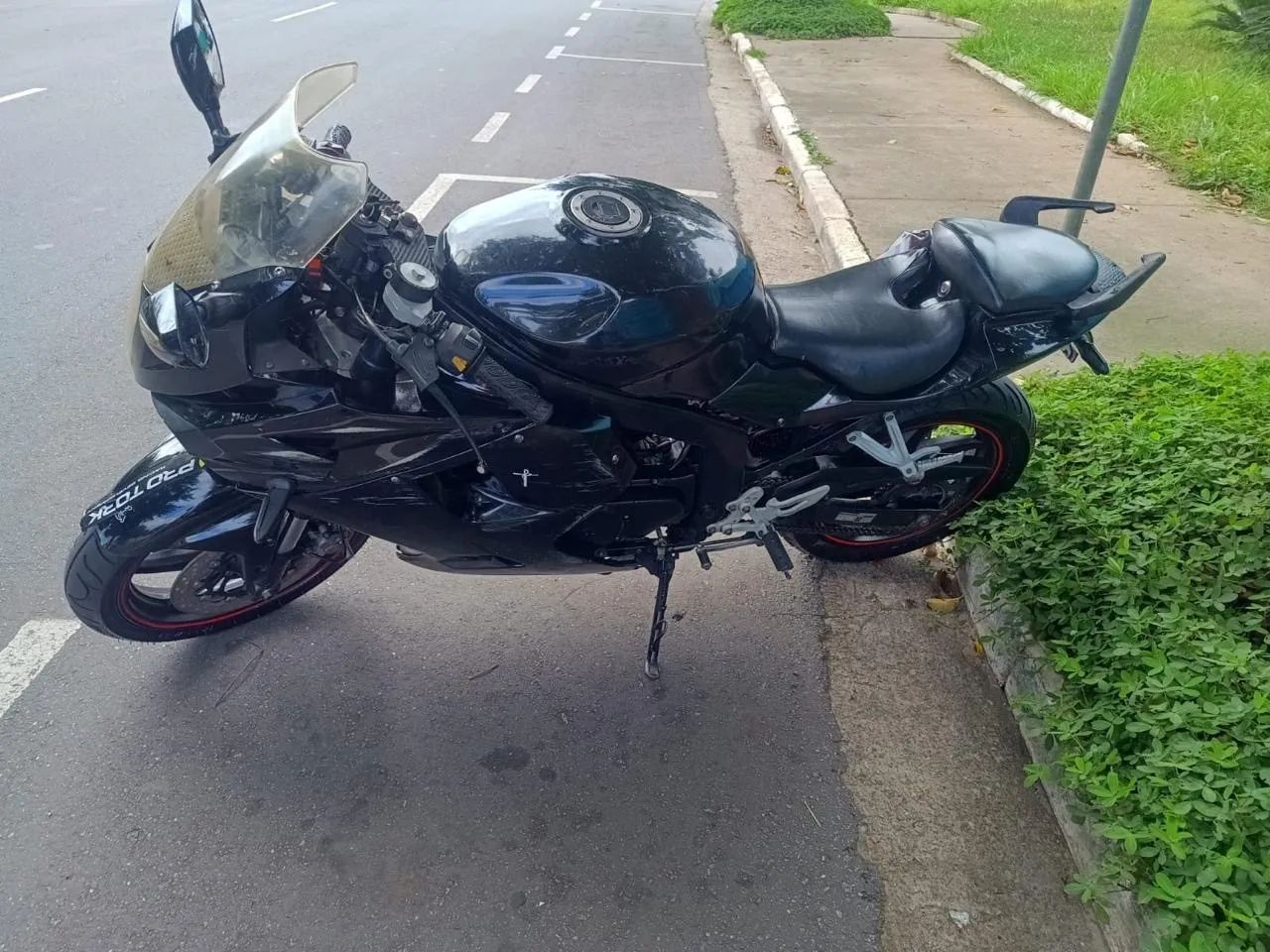 Comet Gtr 250cc Preta (venda ou troca por carro) - Foto 2