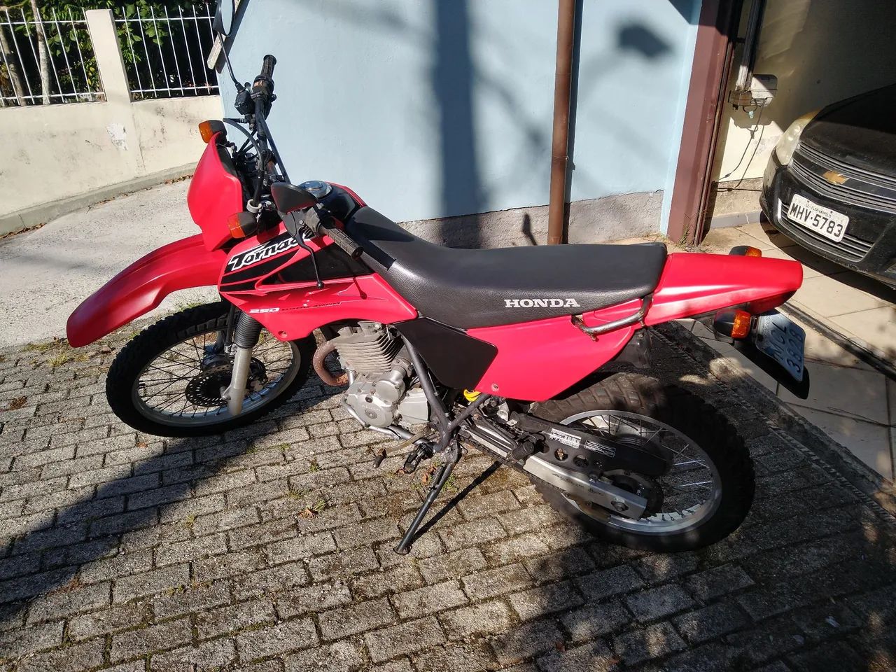 Vendo XR 250 Tornado  - Foto 2