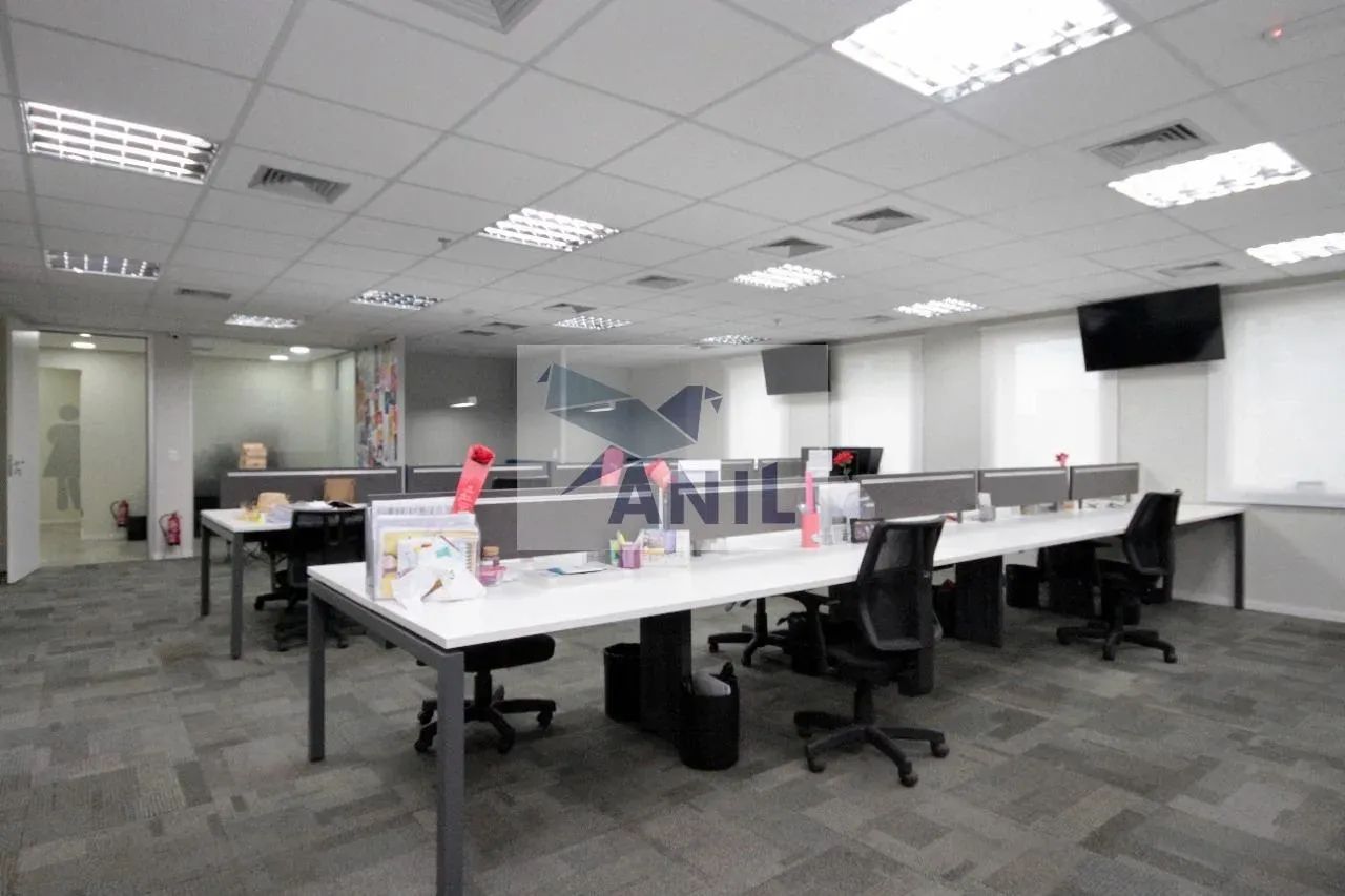 Conjunto/Sala para Locação na Vila Olímpia - 240m² por R$24.800