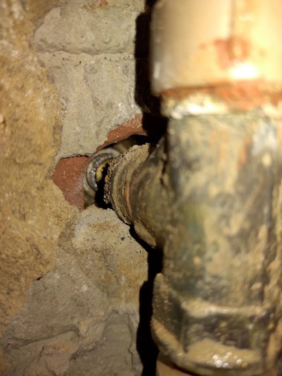 Bombeiro Hidráulico e Pedreiro - Foto 3