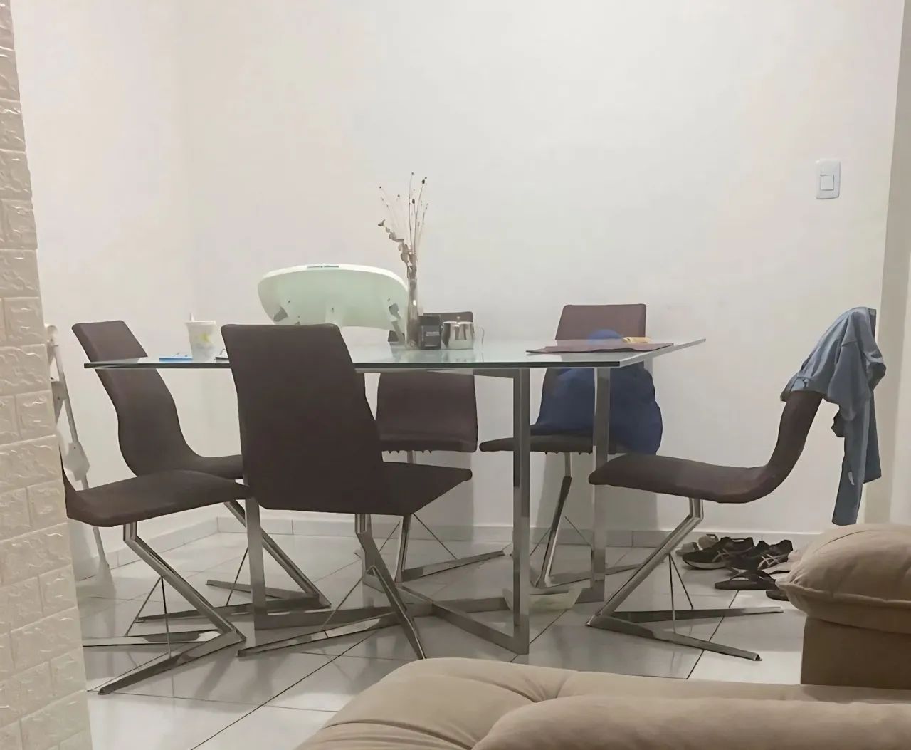 Mesa de Jantar em Aço Inox e tampo de Vidro 15mm com 6 cadeiras 