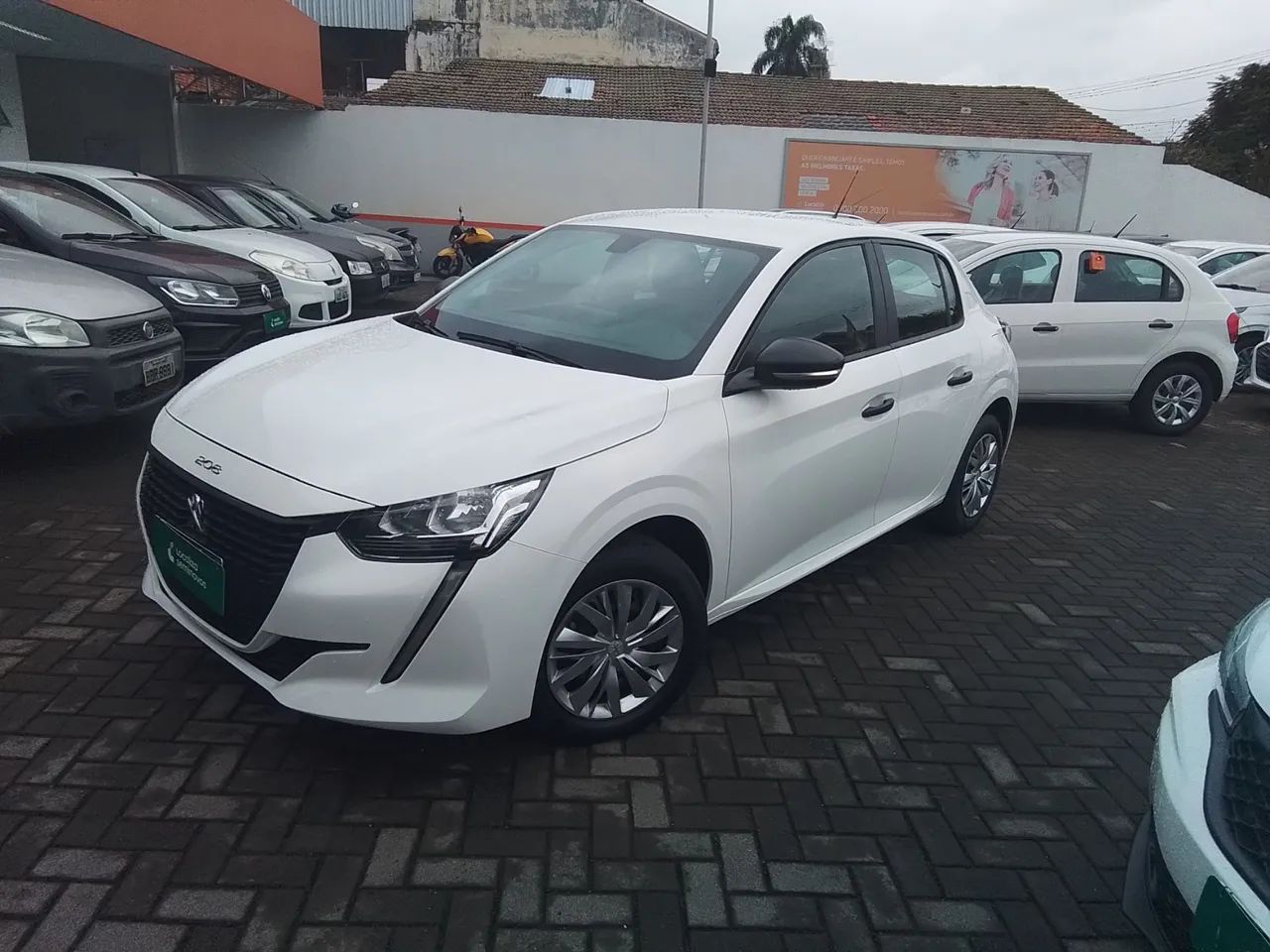 208 Hatch 