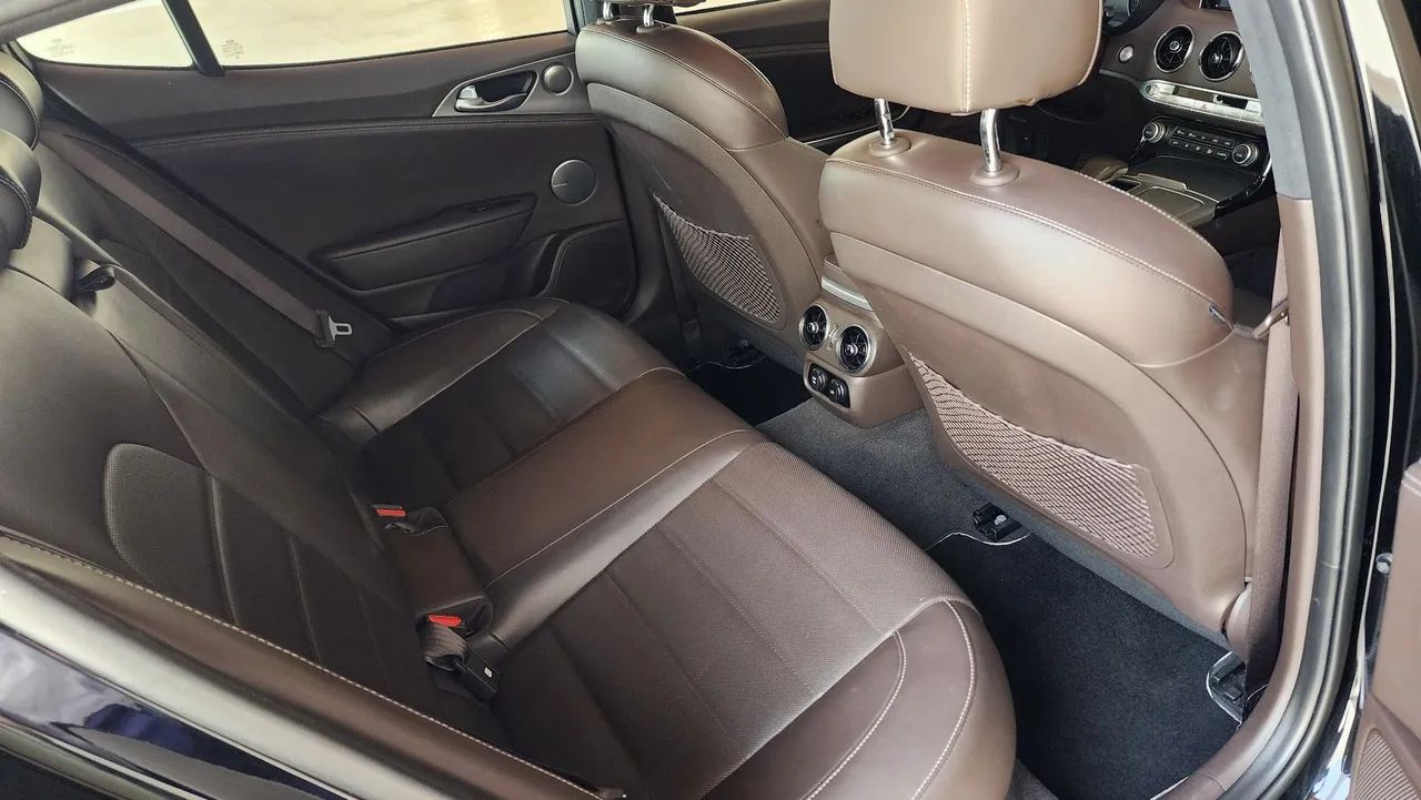 Kia Stinger GT, 3.3 V6 370cv Bi-turbo Launch Edition by Fittipaldi. - Foto 5