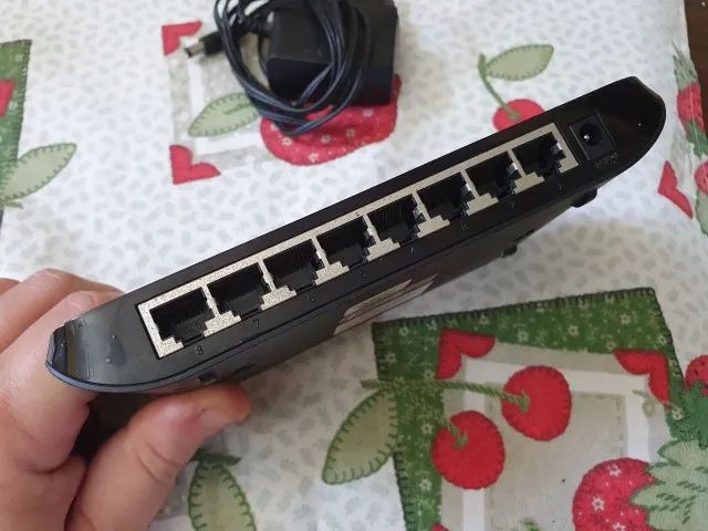 Switch TP-Link de 8 Portas Gigabit TL-SG1008D - Foto 3