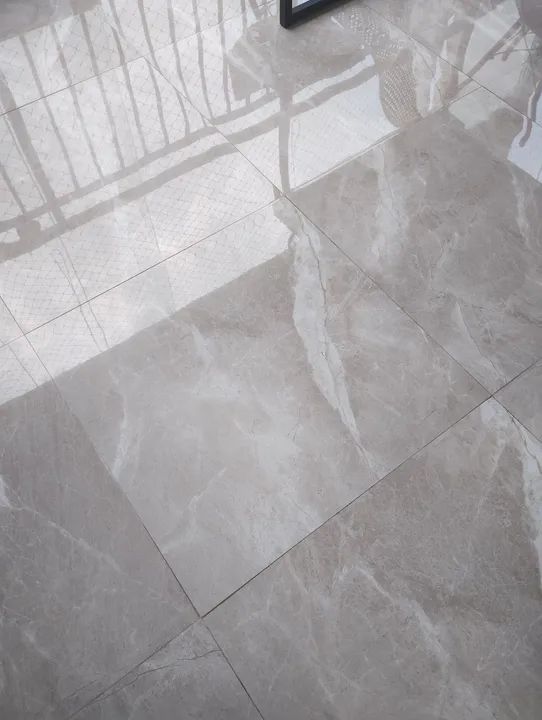 Porcelanato Cinza Fuji - Novo - 73x 73 - Foto 3