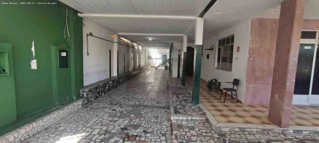 Casa Para Vender com 6 quartos no bairro Suíssa em Aracaju