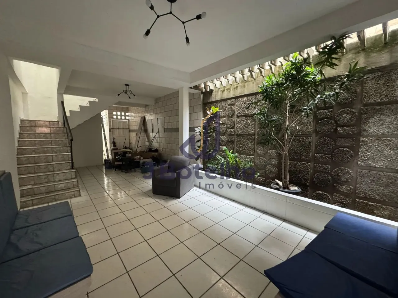 Excelente Casa Duplex Comercial no Centro - R$ 580.000,00