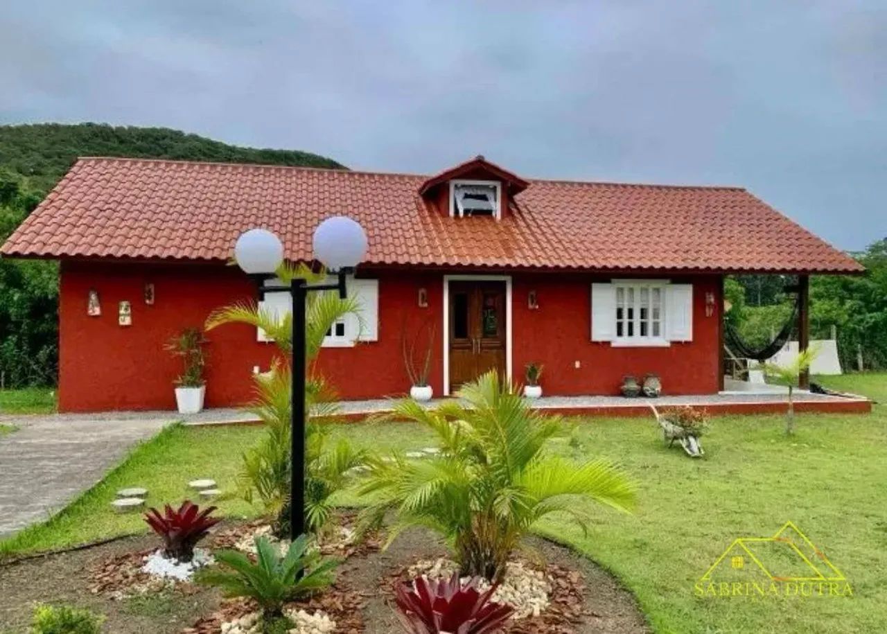 Chácara com 4 dormitórios à venda, 2200 m² por R$ 1.910.000,00 - Sambaqui - Florianópolis/