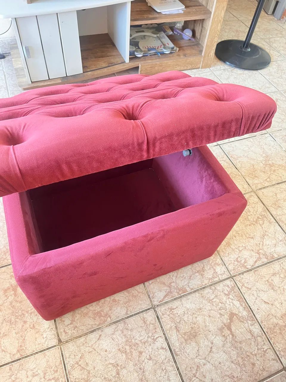 Sofá com baú 64168508102914122