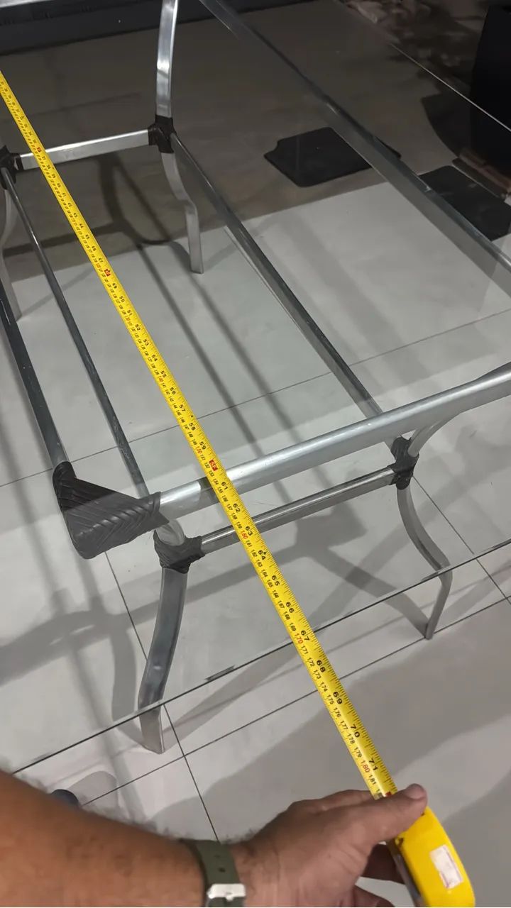 Selling Aluminum Table with Glass Top64739713847683122