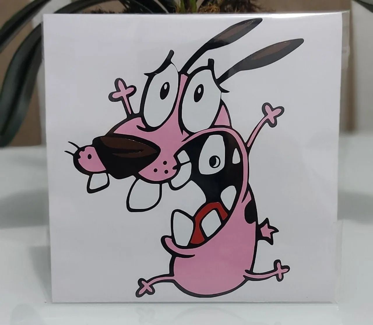 Adesivo Decorativo - Coragem o Cão Covarde 15x15 cm