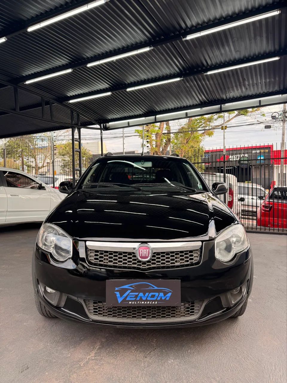Fiat Strada Trekking 1.6 16V Flex CD 2015 - Foto 4