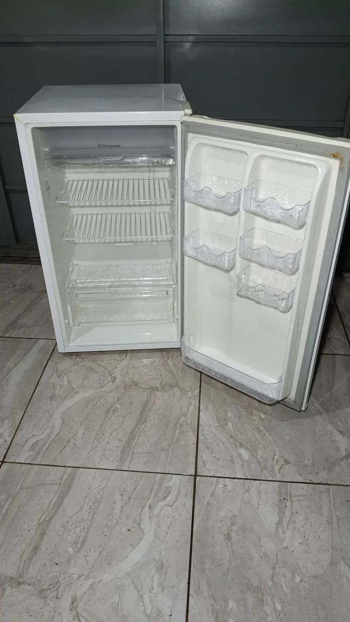 Frigobar Electrolux 122L 127V com Garantia e Entrega Grátis  - Foto 4