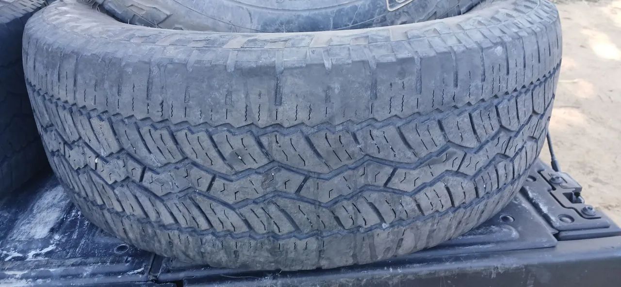 Pneus semi novos R18. - Foto 3