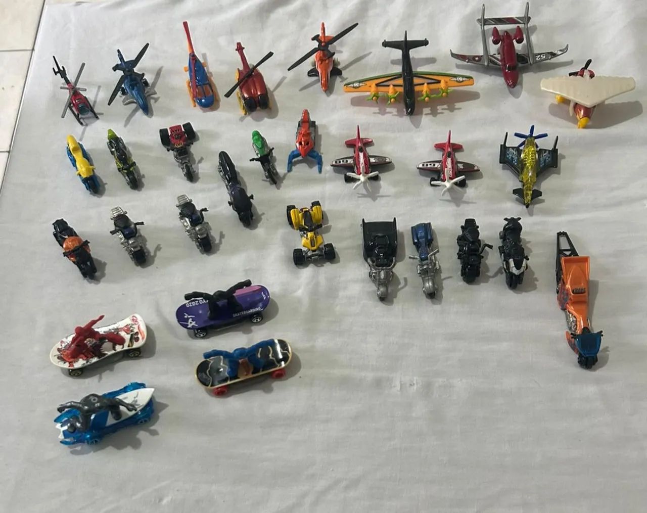 COLEÇÃO CARRINHOS HOT WHEELS !!! - Foto 5
