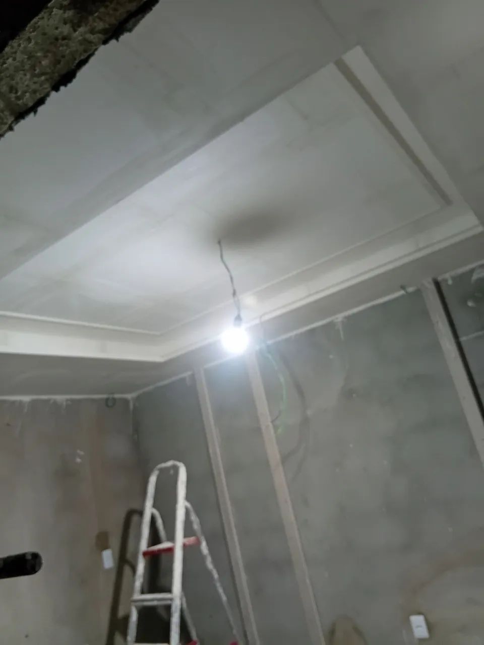 Serviços de gesso, Forros e divisórias  - Foto 5