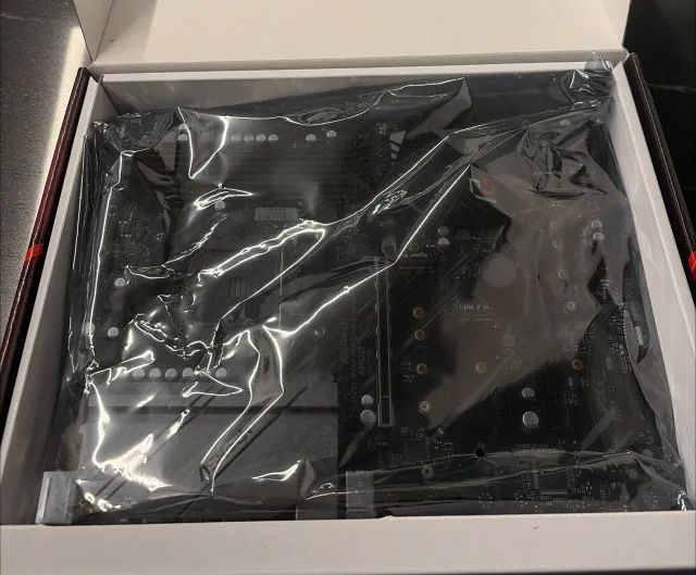 Placa Mãe Asrock X570 Phantom Gaming 4 (USADA) - Foto 4