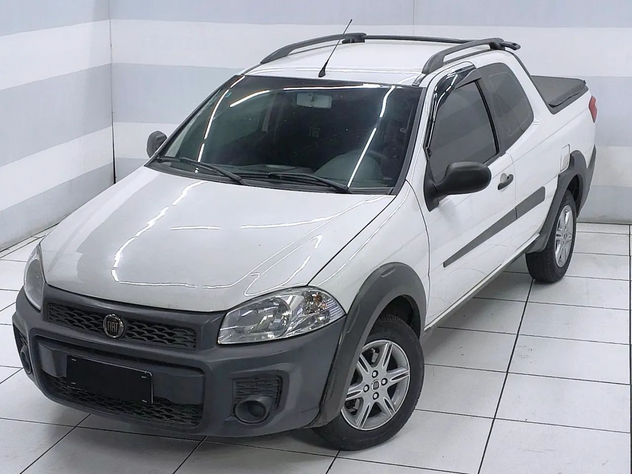 Fiat Strada Working Celeb.1.4 Fire Flex 8V CD 2015 - Foto 2