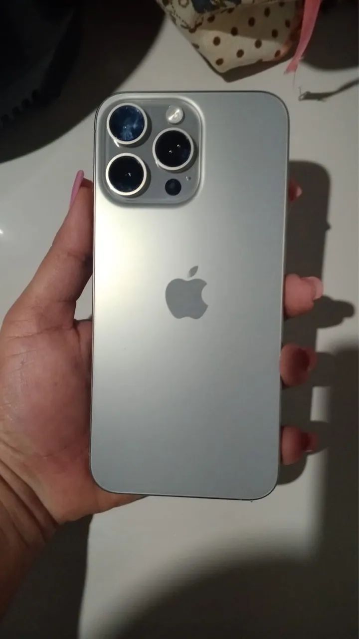 Vendo iPhone 15 pro max  - Foto 4