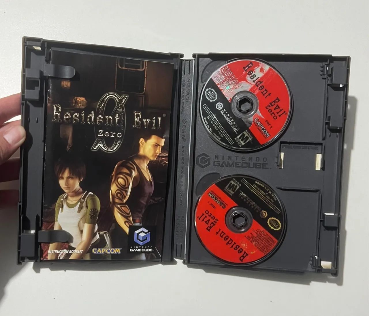 Coleção resident evil GameCube (0,1,2 e 4) - Foto 2