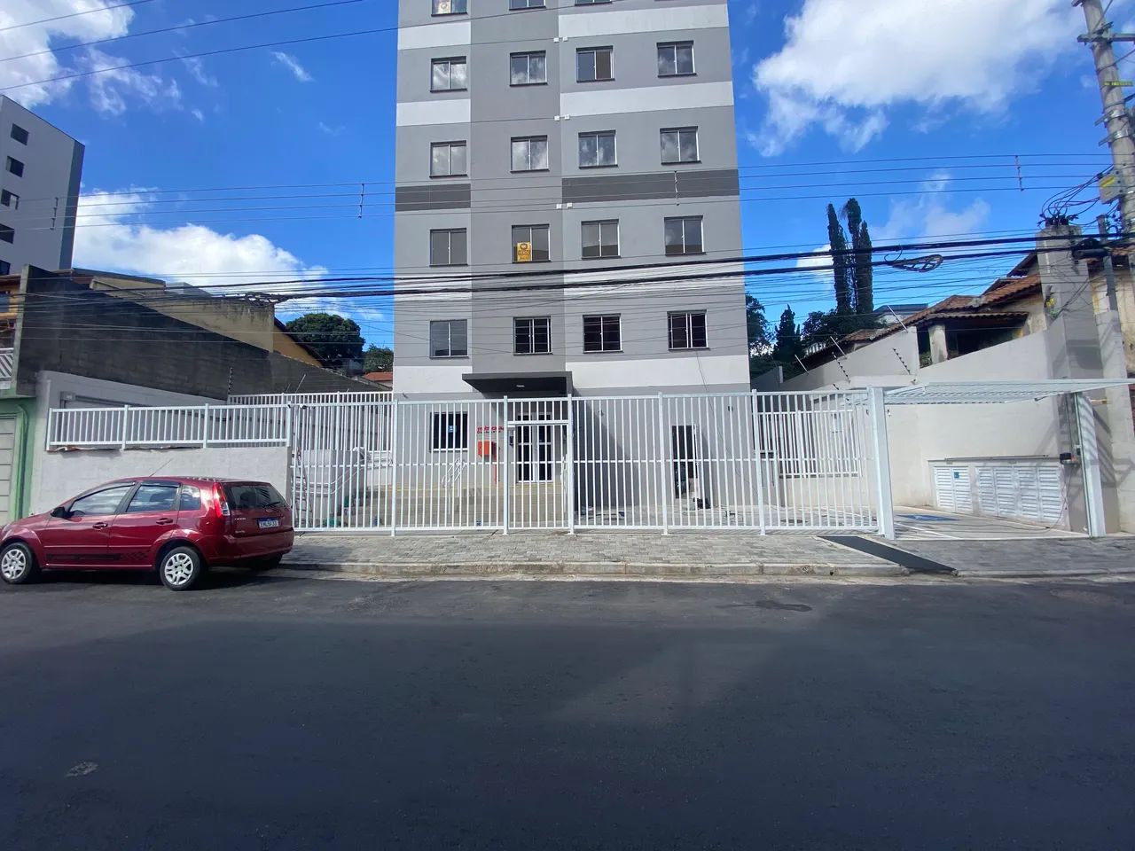  Fabricação e instalação de grades