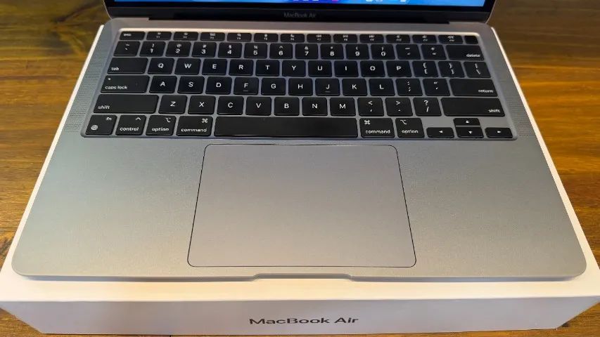 Apple Macbook Air M1 A2337 c/ Caixa Bateria 96% - Foto 3