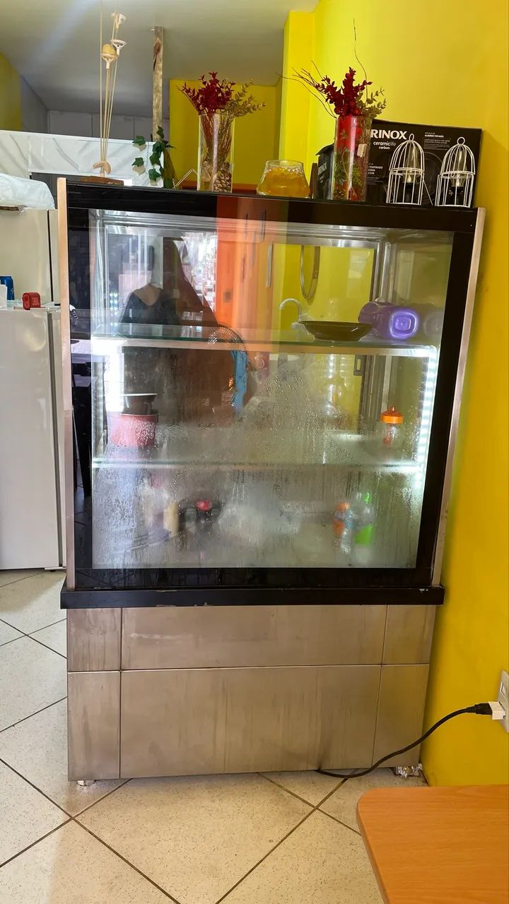 Vitrine refrigerada vertical  - Foto 2