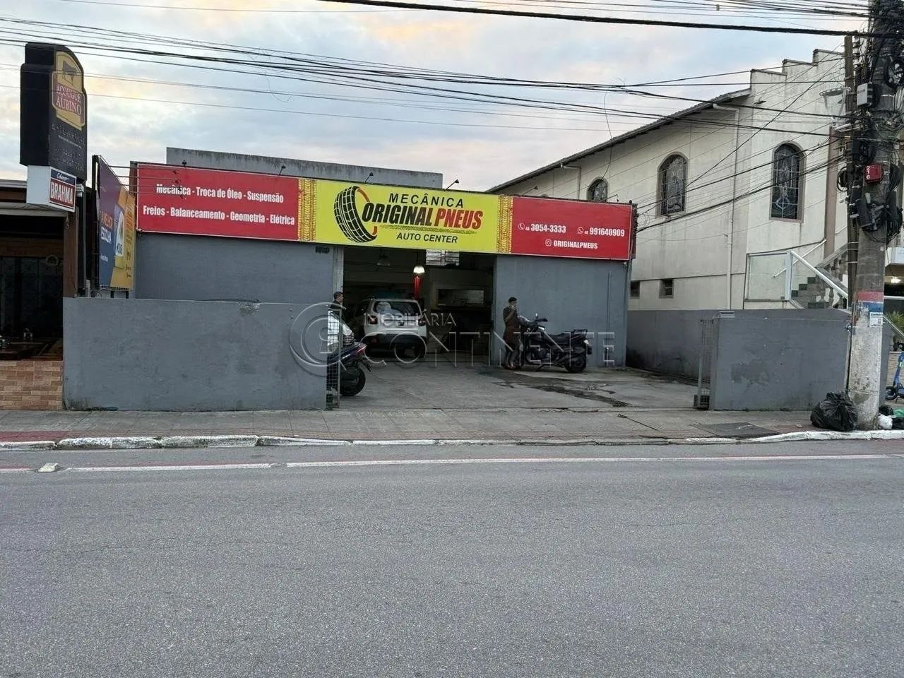 TERRENO NO ABRAÃO PARA CONSTRUTORA - 356m² - AMC-5.5