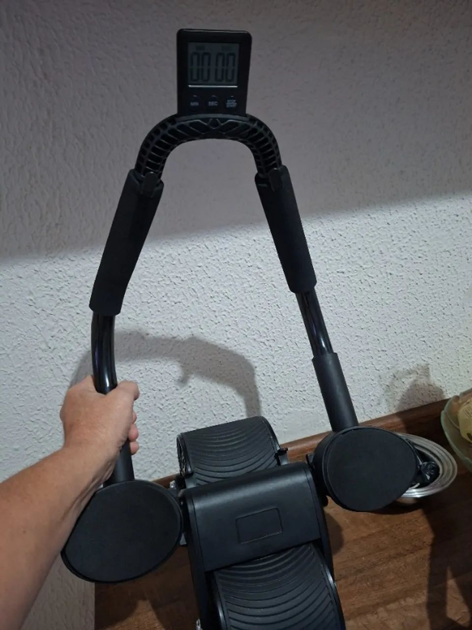 Vendo roda para fazer abdominal  ótimo estado - Foto 2