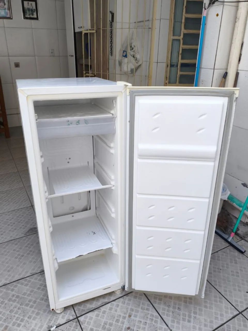 Freezer Consul Vertical - Foto 3