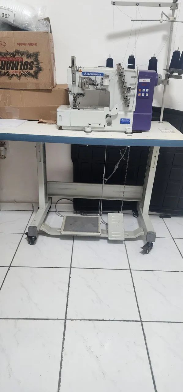 Maquina de costura 2.600