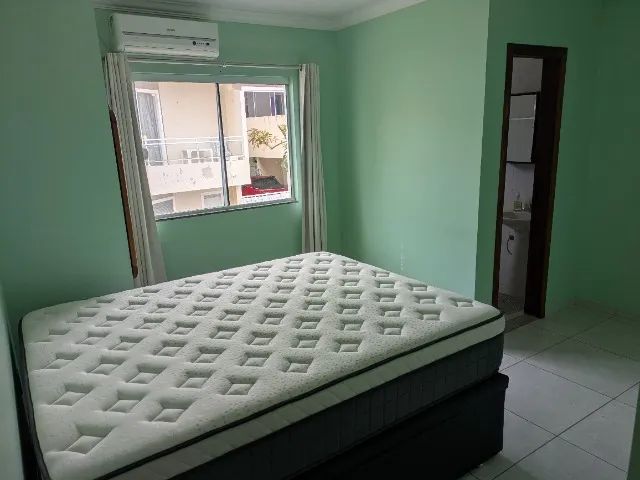 Alugo quarto suíte mobiliado para mulheres, com garagem em casa completa - Foto 2