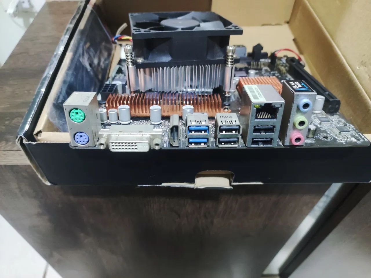 Kit placa mãe e processador 