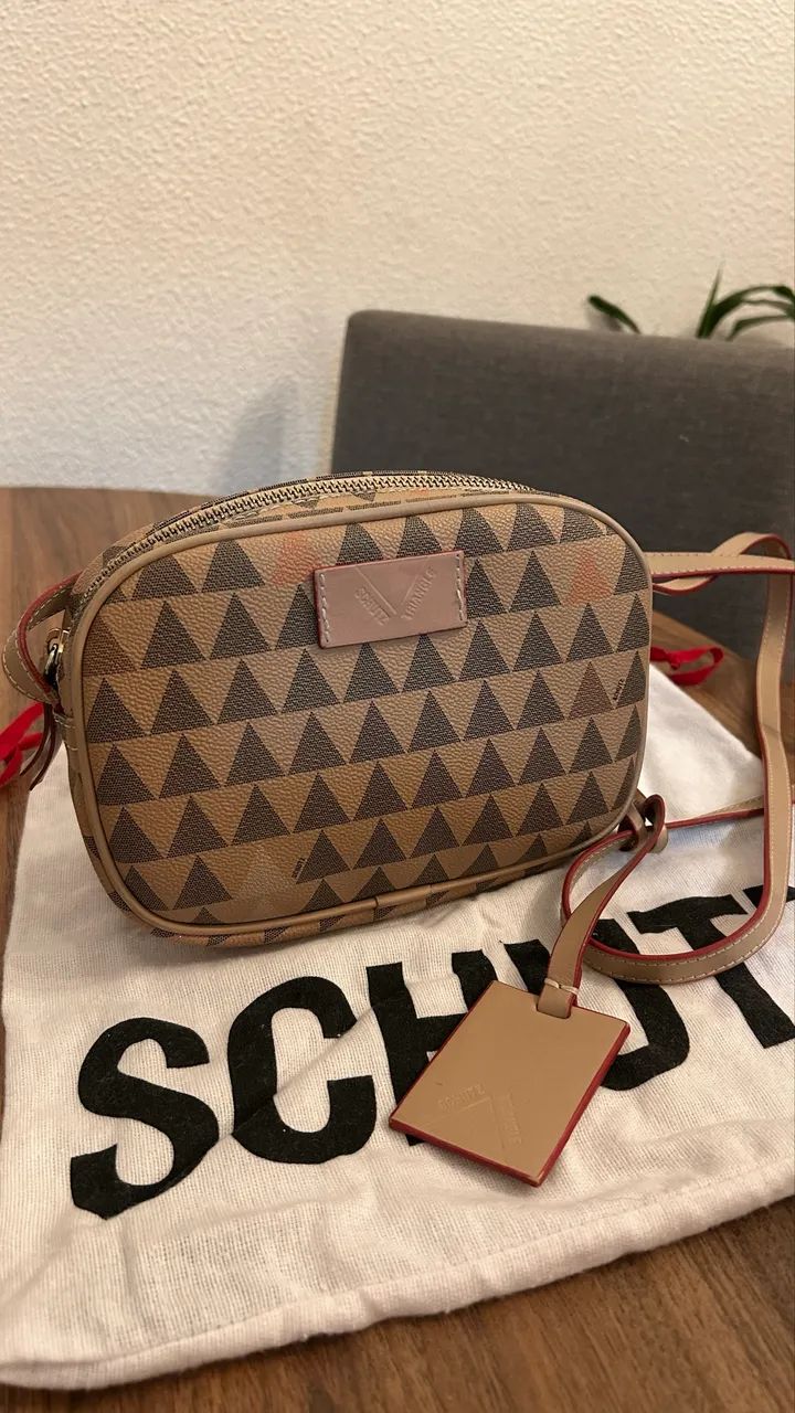 Bolsa pequena triangle schutz 