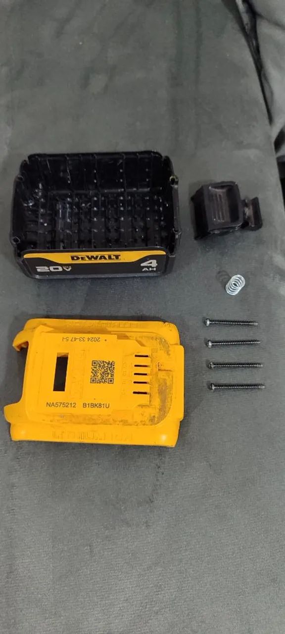 Carcaça bateria Dewalt 4A original  - Foto 2