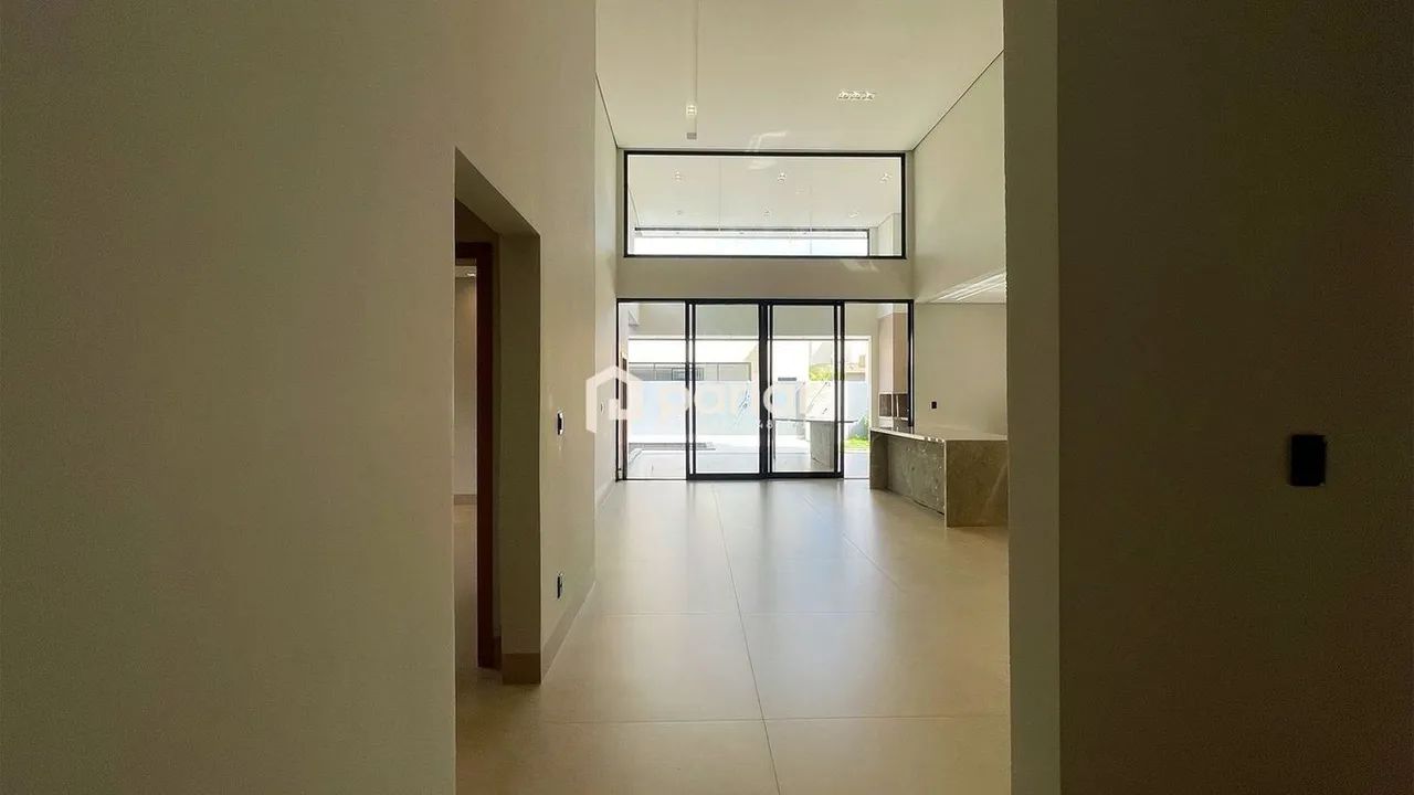 CASA TÉRREA NO CONDOMÍNIO ALPHAVILLE - BAIRRO ELDORADO - Foto 2