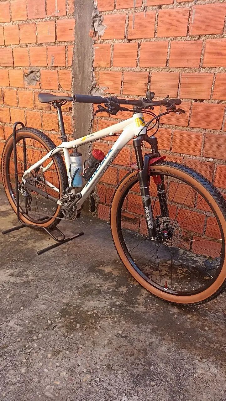 Bicicleta Audax adx 400