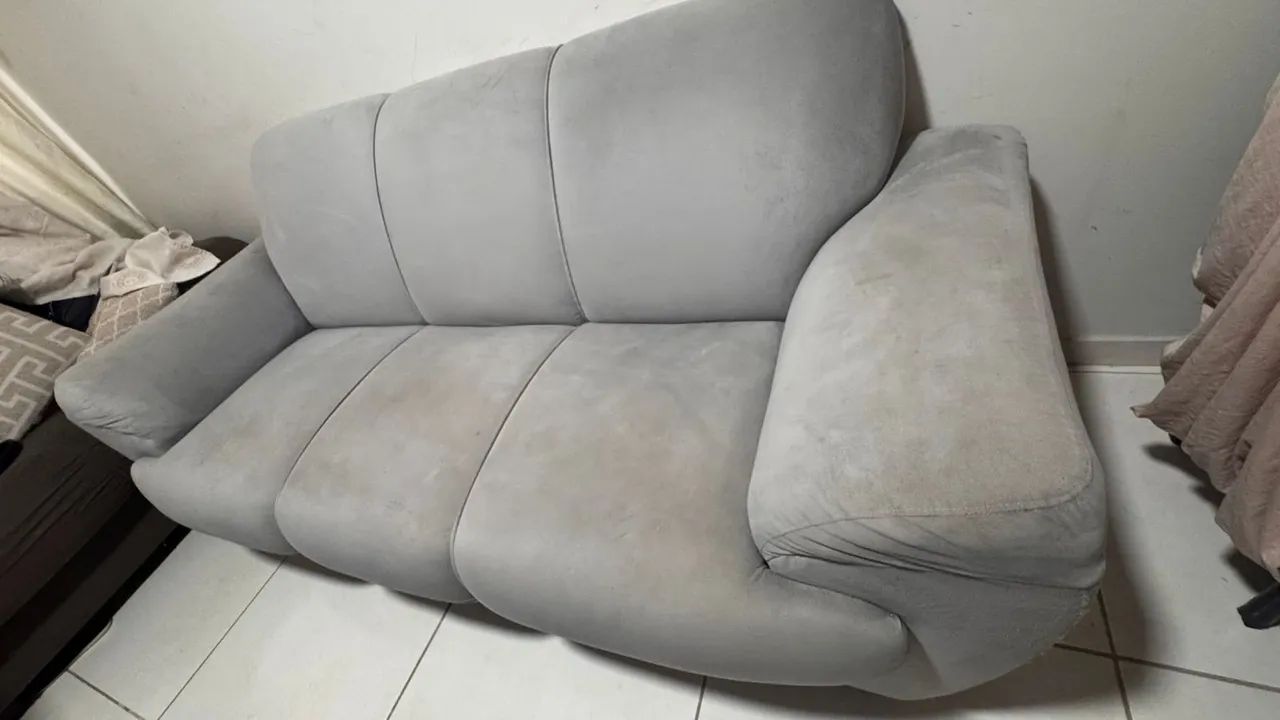 Sofá três lugares  - Foto 2